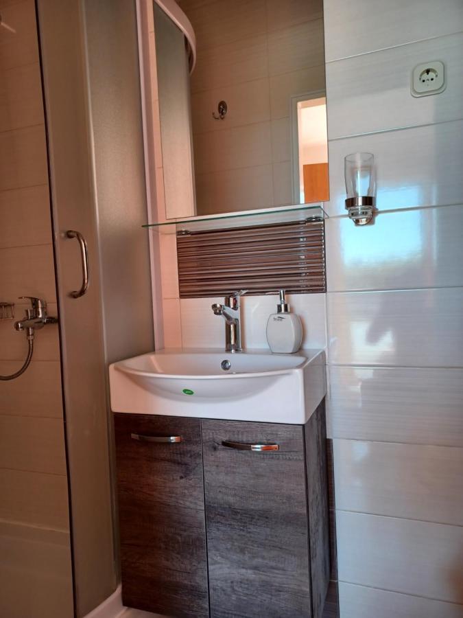 Apartmani Ivic Paka Rab Banjol Екстериор снимка
