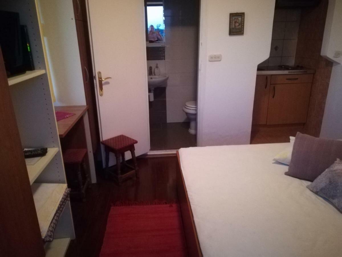 Apartmani Ivic Paka Rab Banjol Екстериор снимка